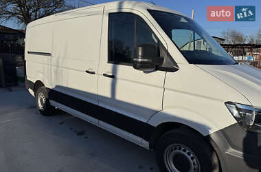 Грузовой фургон Volkswagen Crafter 2023 в 