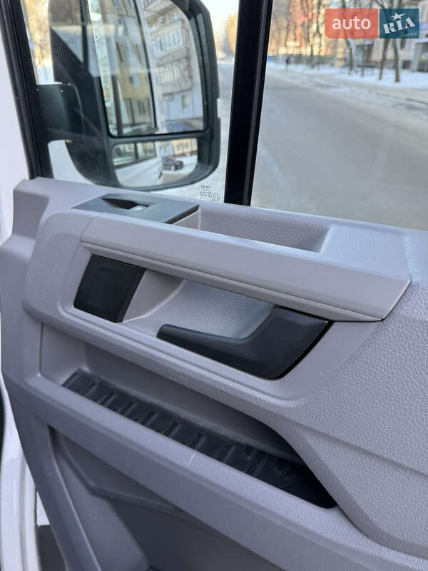 Грузопассажирский фургон Volkswagen Crafter 2019 в Днепре