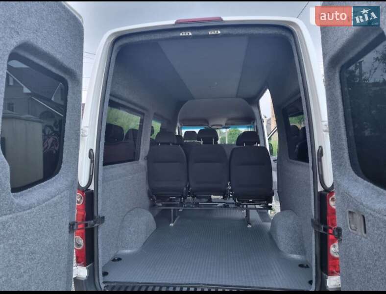 Микроавтобус Volkswagen Crafter 2011 в Тячеве