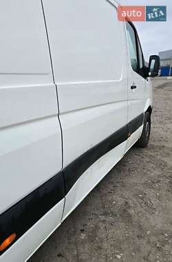 Грузовой фургон Volkswagen Crafter 2006 в 