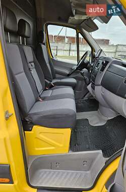 Грузовой фургон Volkswagen Crafter 2012 в 