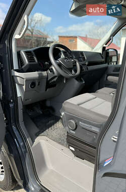 Грузовой фургон Volkswagen Crafter 2021 в 