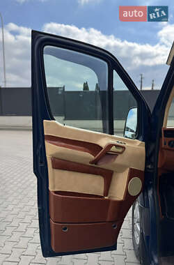 Грузопассажирский фургон Volkswagen Crafter 2012 в 