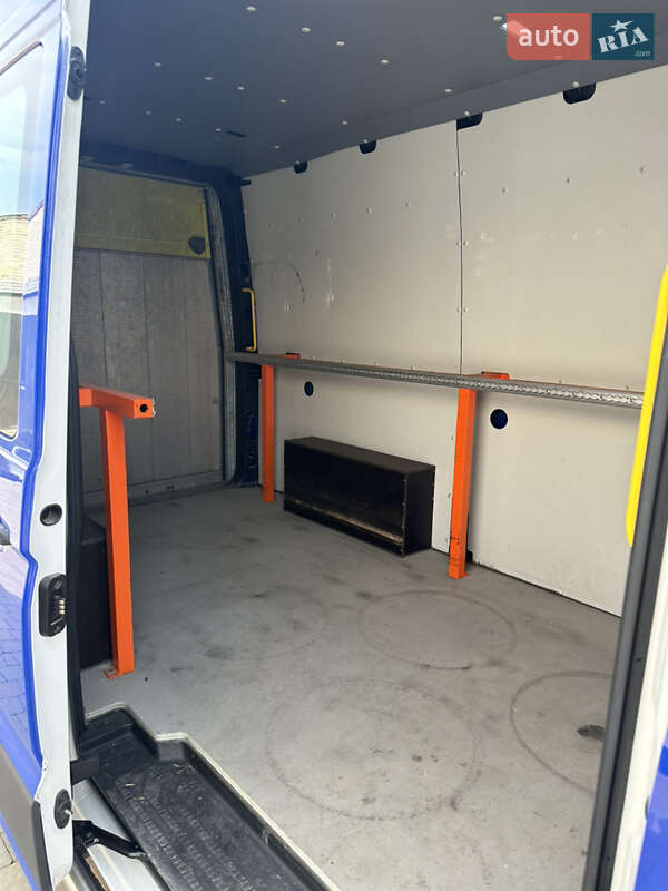 Грузовой фургон Volkswagen Crafter 2018 в Нововолынске