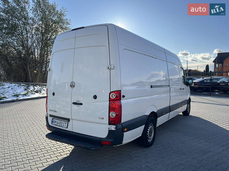 Вантажний фургон Volkswagen Crafter 2014 в Вінниці