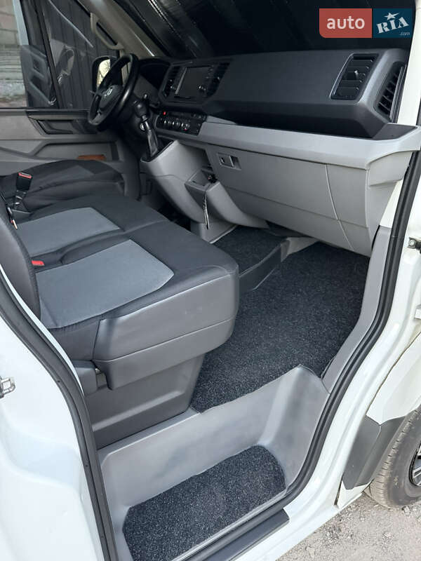 Грузопассажирский фургон Volkswagen Crafter 2019 в Днепре