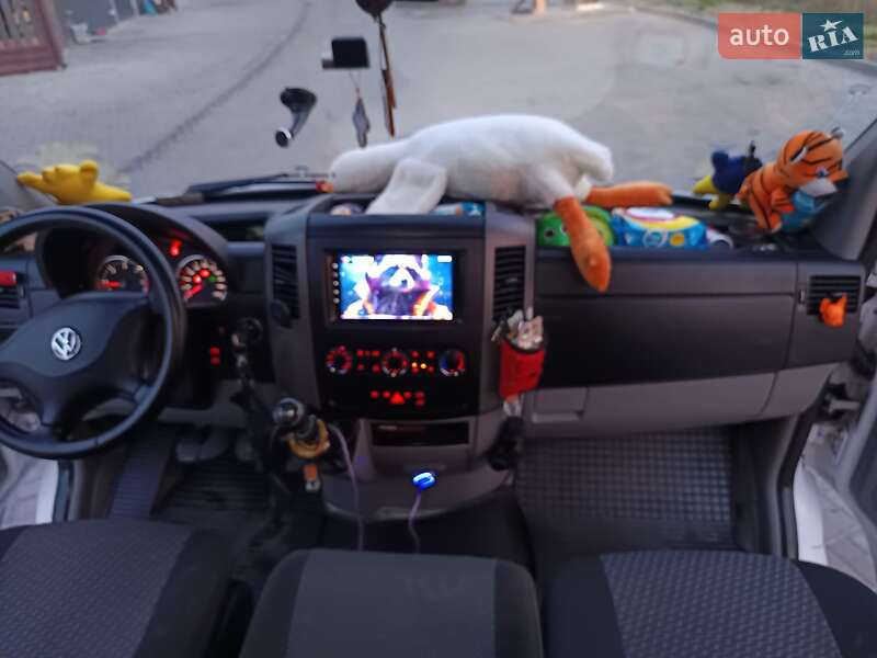 Микроавтобус Volkswagen Crafter 2013 в Старой Выжевке