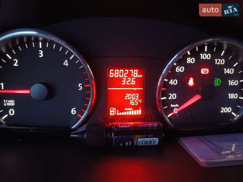 Микроавтобус Volkswagen Crafter 2013 в Старой Выжевке