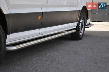 Грузовой фургон Volkswagen Crafter 2022 в 
