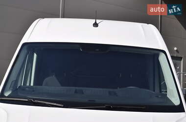 Грузовой фургон Volkswagen Crafter 2022 в 