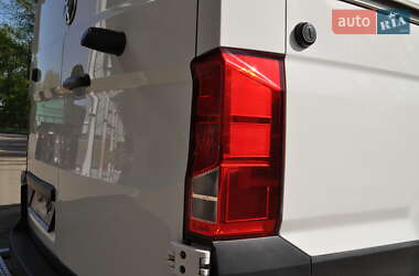 Грузовой фургон Volkswagen Crafter 2022 в 