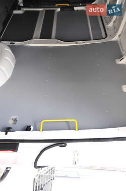 Грузовой фургон Volkswagen Crafter 2022 в 
