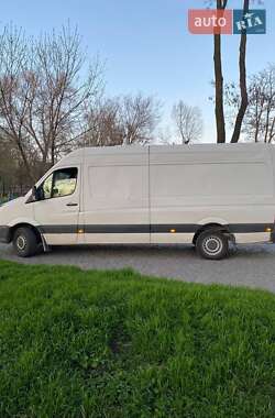 Вантажний фургон Volkswagen Crafter 2014 в 