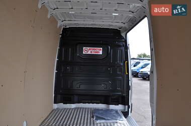 Грузовой фургон Volkswagen Crafter 2021 в 