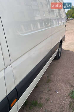 Вантажний фургон Volkswagen Crafter 2016 в 