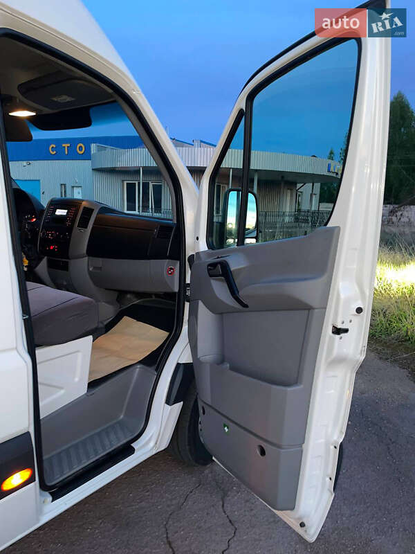 Грузовой фургон Volkswagen Crafter 2016 в Овруче