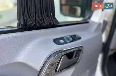 Грузовой фургон Volkswagen Crafter 2007 в 
