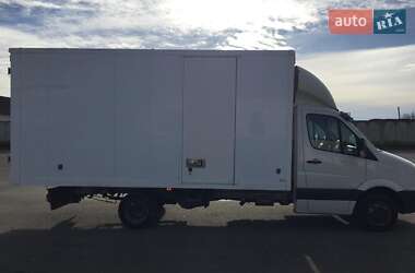 Грузовой фургон Volkswagen Crafter 2011 в 