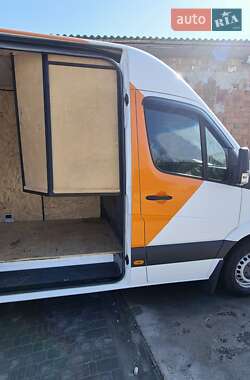 Грузовой фургон Volkswagen Crafter 2016 в 