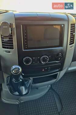 Грузовой фургон Volkswagen Crafter 2016 в 