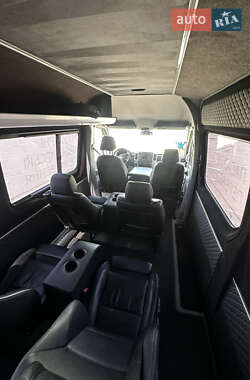 Микроавтобус Volkswagen Crafter 2012 в 