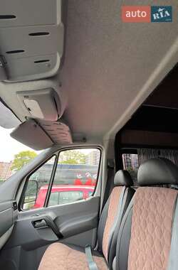 Вантажопасажирський фургон Volkswagen Crafter 2015 в 