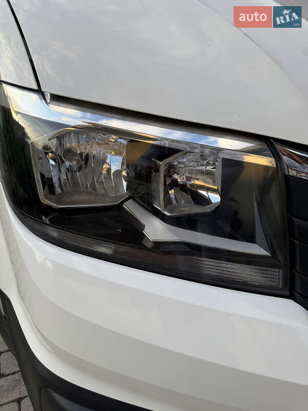 Вантажний фургон Volkswagen Crafter 2018 в Львові фото 16 Вантажний фургон Volkswagen Crafter 2018 в Львові