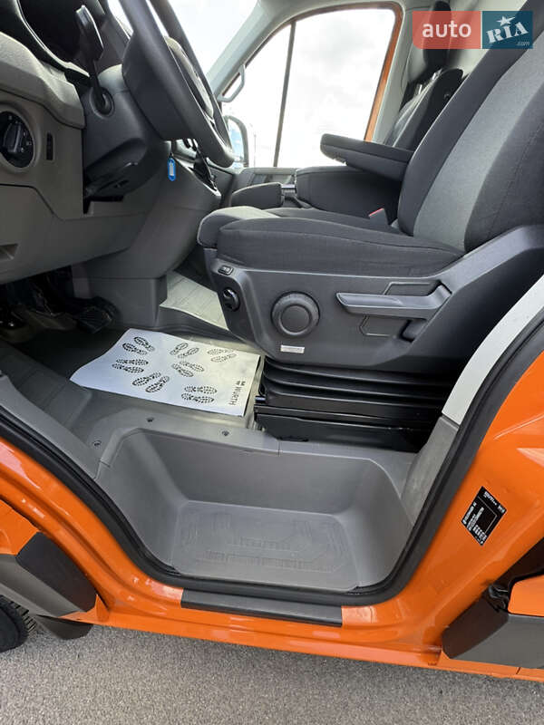 Вантажний фургон Volkswagen Crafter 2021 в Києві