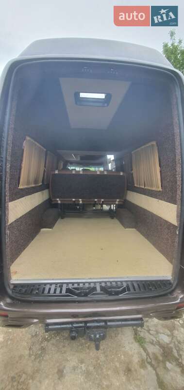 Микроавтобус Volkswagen Crafter 2007 в Черновцах