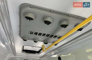 Пригородный автобус Volkswagen Crafter 2014 в 