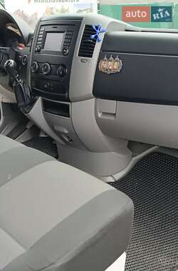 Вантажний фургон Volkswagen Crafter 2015 в 