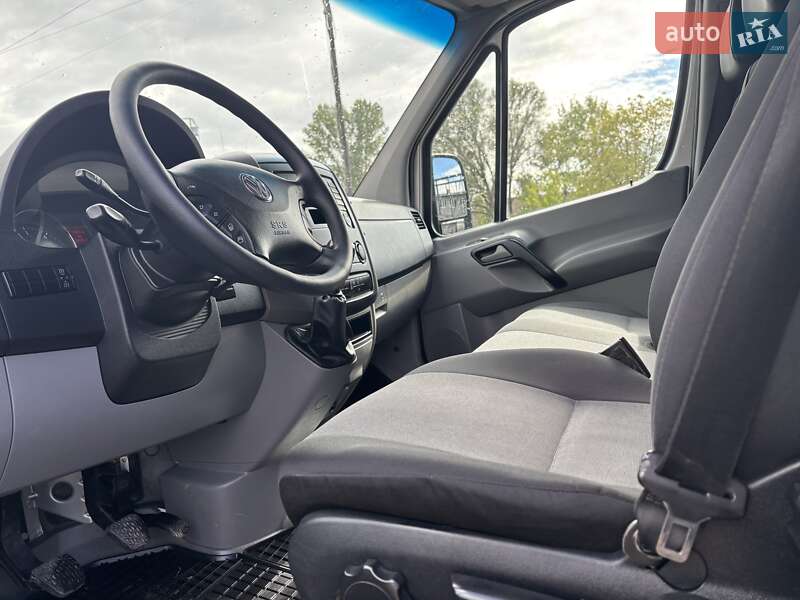 Грузовой фургон Volkswagen Crafter 2016 в Нововолынске