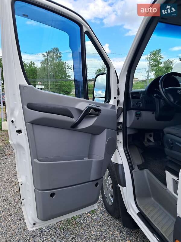Мікроавтобус Volkswagen Crafter 2013 в Кривому Розі