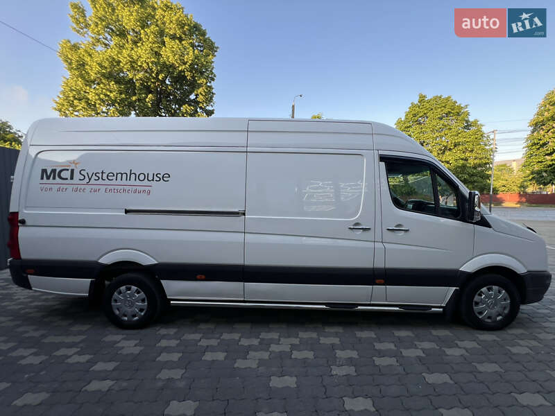 Грузовой фургон Volkswagen Crafter 2014 в Черновцах