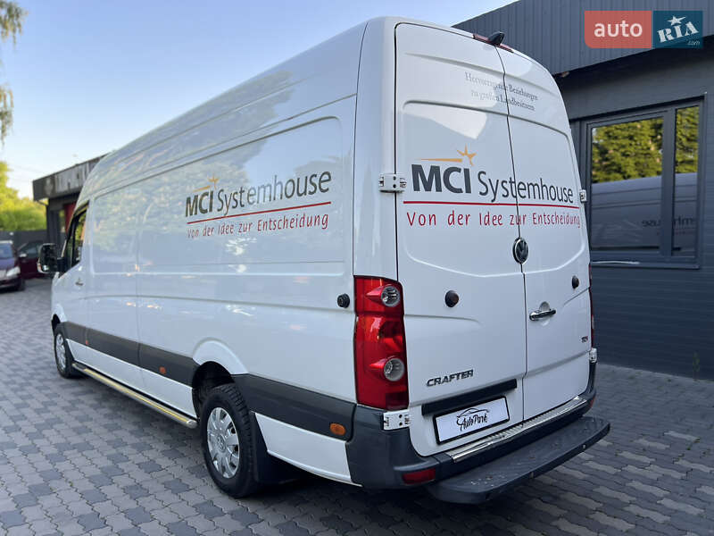 Грузовой фургон Volkswagen Crafter 2014 в Черновцах
