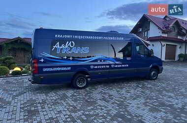 Пригородный автобус Volkswagen Crafter 2010 в 