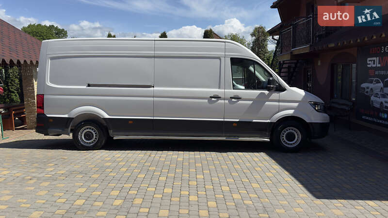 Вантажний фургон Volkswagen Crafter 2017 в Сваляві