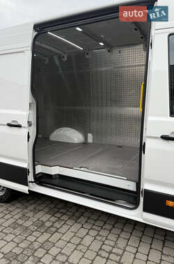 Грузовой фургон Volkswagen Crafter 2020 в 