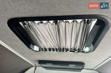 Туристический / Междугородний автобус Volkswagen Crafter 2012 в 
