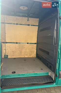 Грузовой фургон Volkswagen Crafter 2014 в 