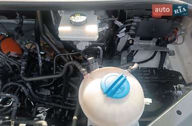 Грузовой фургон Volkswagen Crafter 2018 в 