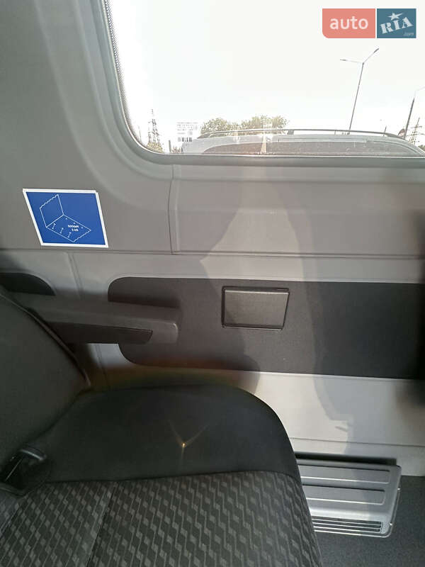 Другие автобусы Volkswagen Crafter 2013 в Черновцах