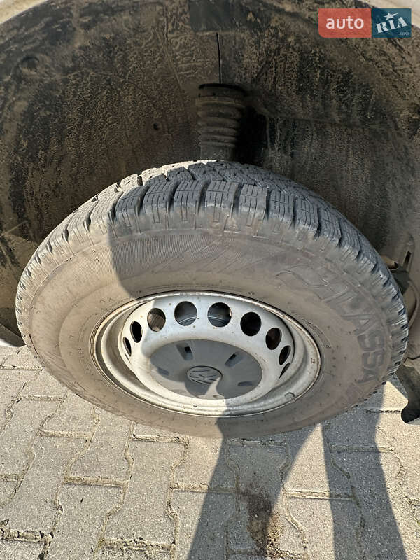 Другие автобусы Volkswagen Crafter 2013 в Черновцах