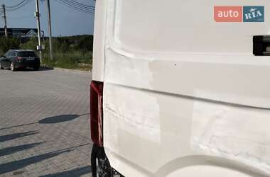 Грузовой фургон Volkswagen Crafter 2017 в 