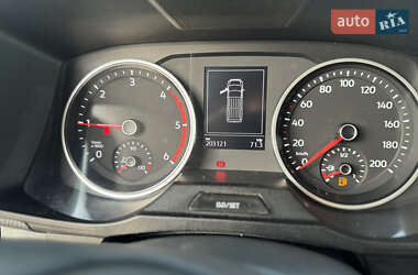 Грузовой фургон Volkswagen Crafter 2021 в 