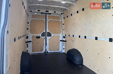 Грузовой фургон Volkswagen Crafter 2021 в 