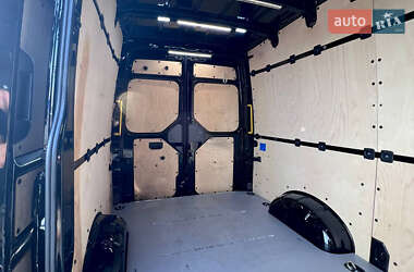 Грузовой фургон Volkswagen Crafter 2020 в 