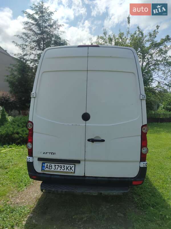 Грузовой фургон Volkswagen Crafter 2012 в Киеве