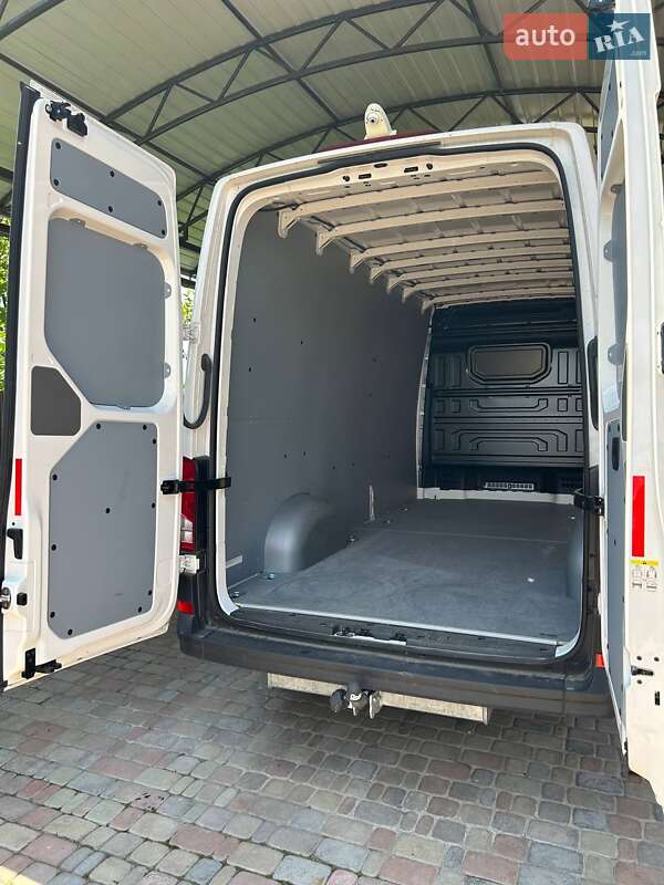 Грузовой фургон Volkswagen Crafter 2023 в Киеве