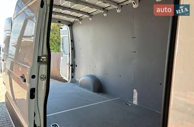Вантажний фургон Volkswagen Crafter 2023 в 